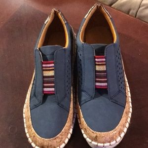 NWT No Brand Name casual Shoes Size 38 / 7